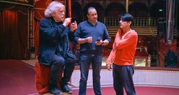 Bernhard Paul, Patrick Philadelphia und Clown Chistirrin in der Manege des Roncalli.