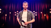Stefan Leonhardsberger beim Auftritt seines Kabarett-Programms "Ja!".