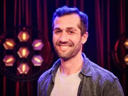 Stefan Leonhardsberger beim Auftritt seines Kabarett-Programms "Ja!".
