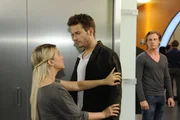 Anna (Jeanette Biedermann, l.) und Enrique (Jacob Weigert, M.) m&uuml;ssen erkennen, dass sie sich in ihrer Liebe etwas vorgemacht haben. Beide m&uuml;ssen nun eine schmerzhafte Trennung durchleben. Doch wie wird Anna nun mit ihrer Liebe f&uuml;r Tom (Patrick Kalupa, r.) umgehen?