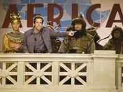 L-R: Ahkmenrah (Rami Malek), Larry Daley (Ben Stiller) und Attila der Hunne (Patrick Gallagher)