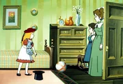 Alice hat in einem Tr&ouml;delladen von ihrem Taschengeld einen alten Zylinder gekauft. Ihre Mutter und Schwester Celia sind der Meinung, dass der Hut viel zu schmutzig ist und erst einmal gereinigt werden muss.