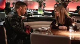 Eddie (Tom Hardy) tr&auml;gt mit Fassung Annes (Michelle Williams) Neuigkeiten: Sie wird nicht zu ihm zur&uuml;ckkehren, denn sie hat einen neuen Freund.