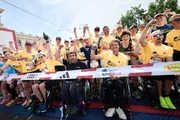 Teilnehmer beim Wings for Life World Run am 5. Mai 2024 in Wien, &Ouml;sterreich.