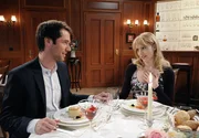 ARD STURM DER LIEBE FOLGE 1327, am Donnerstag um 15:10 Uhr im ERSTEN. G&uuml;nter Tanner (Fabian Goedecke, l.) umschmeichelt Rosalie (Natalie Alison, r.) w&auml;hrend eines Dinners bei Kerzenschein.