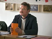 Bei der Versammlung der B&uuml;rgerinitiative gegen die Machenschaften des B&uuml;rgermeisters: Jakob Ressler (Ferry &Ouml;llinger).