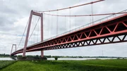 Der Niederrhein ist eine der vielf&auml;ltigsten Regionen in NRW &ndash; wir machen uns auf eine Entdeckungsreise. Wir bestaunen in Emmerich die l&auml;ngste H&auml;ngebr&uuml;cke in Deutschland!