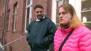 Olaf verliert in kurzer Zeit gleich zwei Jobs. Daf&uuml;r kann er seine schwangere Frau zum Arzt begleiten.