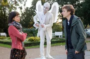 Irina (Barbara Prakopenka) und Johannes (Anton von Lucke) geraten zwischen die Fronten im Streit ihrer Eltern.