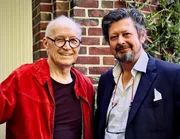 Textdichter Michael Kunze (links) mit Regisseur Sebastian Dehnhardt.