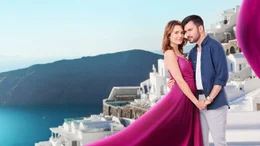 Ilana Elbaz (Torrey DeVitto) und Mike Atlas (Yannis Tsimitselis)