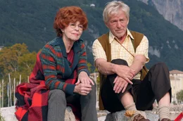 Lotti (Cornelia Froboess) und ihr Mann Heinz (Willem Menne) am Gardasee.