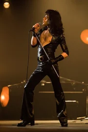 Freddie Mercury (Rami Malek)