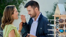 Ilana Elbaz (Torrey DeVitto) und Mike Atlas (Yannis Tsimitselis)