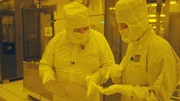 Deutschland: Rund 1.500 Arbeitsschritte sind nötig, um einen Mikrochip herzustellen. Deutschland: Rund 1.500 Arbeitsschritte sind nötig, um einen Mikrochip herzustellen.