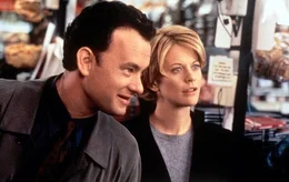 Joe Fox (Tom Hanks) und Kathleen Kelly (Meg Ryan) sind im Gesch&auml;ftsleben Konkurrenten, doch privat kommen sie sich n&auml;her.