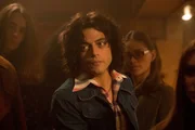 Freddie Mercury (Rami Malek).