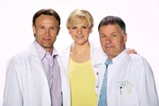 V.l.n.r.: Bernhard Bettermann (Rolle Dr. Martin Stein), Andrea Kathrin Loewig (Rolle Dr. Kathrin Globisch), Thomas R&uuml;hmann (Rolle Dr. Roland Heilmann)