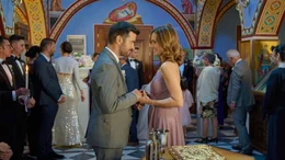 Ilana Elbaz (Torrey DeVitto) und Mike Atlas (Yannis Tsimitselis)