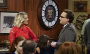 Bei einem Date wird Leonard (Johnny Galecki, r.) und Penny (Kaley Cuoco, l.) vor Augen gehalten, dass sie nicht mehr zu den ganz Jungen gehören und doch schon etwas in die Jahre gekommen sind ... Bei einem Date wird Leonard (Johnny Galecki, r.) und Penny (Kaley Cuoco, l.) vor Augen gehalten, dass sie nicht mehr zu den ganz Jungen gehören und doch schon etwas in die Jahre gekommen sind ...