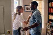 Emma Brackett (Kaley Cuoco, l.); Dave Brackett (David Oyelowo, r.)