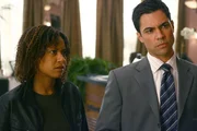 Auf Spurensuche: Kat Miller (Tracie Thoms, l.) und sein Kollege Scott Valens (Danny Pino, r.) ...