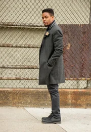 Detective Marcus Bell (Jon Michael Hill) Detective Marcus Bell (Jon Michael Hill)