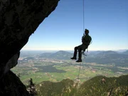 "Untersberg - Sagenreiche Natur". Der Untersberg gilt als der sagenreichste Berg der Alpen - reich an Mythen und H&ouml;hlen. Ein riesiger Gebirgsstock zwischen Salzburg und Bayern. Der Hausberg f&uuml;r Tausende St&auml;dter. Von den Bewohnern der Region auch Wunderberg genannt.