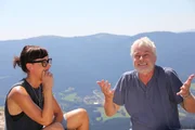 Eva Karl Faltermeier mit Werner Schmidbauer auf dem Osser (1293m) bei Lam im Bayerischen Wald.