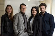 Das Team der Vermisstenstelle: v.l.n.r. Lucy Elbe (Josephin Busch), Oliver Radek (Hans-Werner Meyer), Mina Amiri (Jasmin Tabatabai) und Alexander von Tal (Aleksandar Radenkovic). Das Team der Vermisstenstelle: v.l.n.r. Lucy Elbe (Josephin Busch), Oliver Radek (Hans-Werner Meyer), Mina Amiri (Jasmin Tabatabai) und Alexander von Tal (Aleksandar Radenkovic).