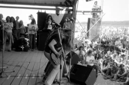 Status Quo: die englischen Rockmusiker sind bei ihrem Auftritt in Germersheim fast noch Newcomer