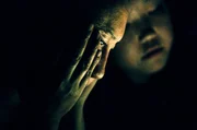 Der Film zeigt einzigartige Bilder der apokalyptischen Feuerfronten und der stillen Verzweiflung der Menschen, die sich selbst &uuml;berlassen wurden. 2022 gab es f&uuml;r die Kameraf&uuml;hrung einen Preis beim International Documentary Film Festival in Amsterdam.