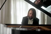 Daniil Trifonov ist ein musikalisches Ph&auml;nomen. Der Ausnahmepianist bezaubert sein Publikum mit leidenschaftlicher, aber perfekt kontrollierter Energie.