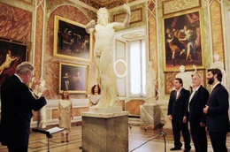 In den pr&auml;chtigen R&auml;umlichkeiten der Galleria Borghese in Rom lassen John Eliot Gardiner (li.) und seine Ensembles die Musik von Claudio Monteverdi und die Malerei von Caravaggio aufeinandertreffen.