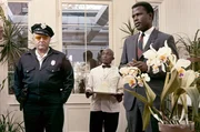In dem mehrfach preisgekr&ouml;nten Film &bdquo;In der Hitze der Nacht&ldquo; verk&ouml;rpert Sidney Poitier (re.) den Polizeidetektiv Virgil Tibbs, eine der wichtigsten Rollen seiner Karriere.