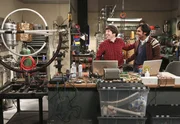 L-R: Howard Wolowitz (Simon Helberg), Rajesh Koothrappali (Kunal Nayyar).