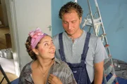 Eigentlich wollten Gisi (Franziska Traub) und Matze (Matthias Komm) in Ritas und Horsts Abwesenheit Markus' Zimmer renovieren. Doch zwischen Tapeten und Kleister bekommen die beiden die Lust auf Sex...