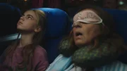 Die zw&ouml;lfj&auml;hrige Sofija (Klara Hrvanović, links) aus Belgrad ist total genervt, weil sie die Sommerferien mit ihrer Oma Marija (Olga Odanović, rechts) auf der kroatischen Insel Hvar bei deren Schwester Luce verbringen soll.