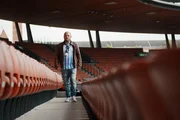 Als er sich entschied, dem orthodoxen Judentum den R&uuml;cken zu kehren, fand er besonders beim Fanclub des FC Z&uuml;rich Halt.