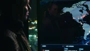 Mariana starrt auf die BitDefender-Bedrohungskarte in ihrem Hauptquartier in Rum&auml;nien. (National Geographic)