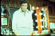 Ward Fowler (William Shatner)