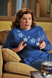 Von ihrem Mann und ihren drei Kindern entt&auml;uscht, erbittet Frankie die Hilfe ihrer Mutter Pat (Marsha Mason). Doch diese Hilfe sieht anders aus, als erwartet ...