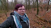 S05E39: Lausi zieht sich f&uuml;r ihre Therapie zur&uuml;ck.