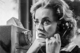 Florence Carala (Jeanne Moreau) sorgt sich um ihren Geliebten.