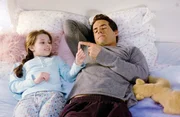 L-R: Maya Hayes (Abigail Breslin), Will Hayes (Ryan Reynolds)