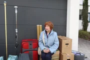 Schauspielerin Nora Bollmann / Reenactment Fall Love Scam