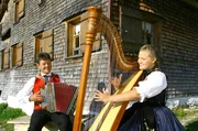 Duo Blakolmer-Mangeng.