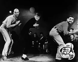 15. Andrey Hepburn in einer Tanzszene.