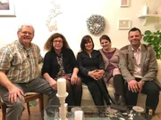 V.l.: Gastgeber Helmut, Andrea, Petra, Jessy und Toffas