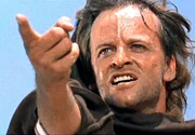 hr-fernsehen T&Ouml;TE AMIGO, (Quien Sabe?), Spielfilm, Italien 1966, Regie: Damiano Damiani, am Mittwoch (12.01.11) um 00:15 Uhr. Der gottesf&uuml;rchtige El Santo (Klaus Kinski) glaubt an die wahren Ziele der Revolution.